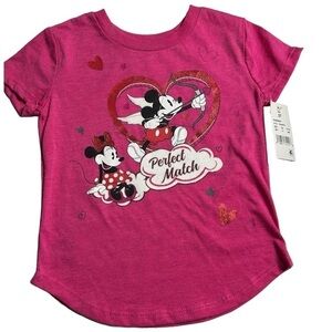 NWT Disney Valentine’s Day Mickey mouse and Minnie Mouse toddler shirt